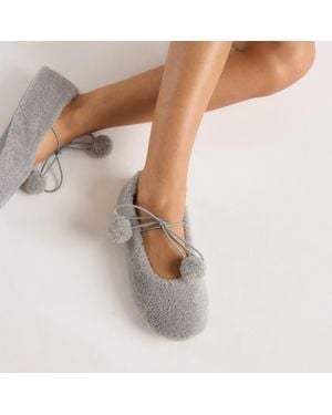 Lounge Poppy Ballet Slippers - White