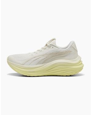 PUMA Magmax Nitro Running Shoes - White