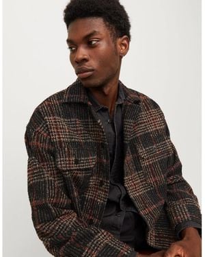 Jack & Jones Boucle Regular Fit Long Sleeve Cuff Sleeve Front Pocket Shirt - Brown