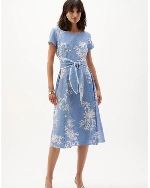 Joseph Ribkoff Striped Fit And Flare Seersucker Dress - Blue