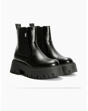 Buffalo Aspen Chelsea Boots - Black