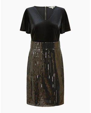 Yumi' Velvet Sequin V-Neck Knee Length Bodycon Dress - Black