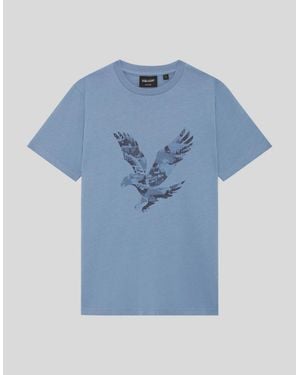 Lyle & Scott Pixelated Eagle Graphic T-Shirt - Blue