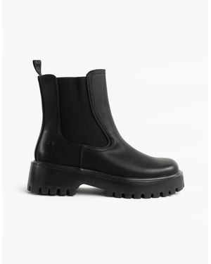Heavenly Feet Alana2 Chelsea Boots - Black