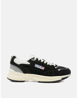 Autry Hyperway Low Um23 Trainers - Black