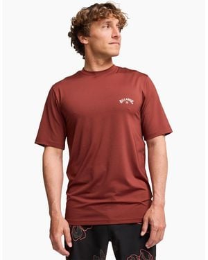 Billabong Arch Wave 50+ Upf Short Sleeve Rash Vest - Red