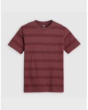Levi's Levi's Regular Fit Crew Neck Short Sleeve T-Shirt With Chest Pocket - Red