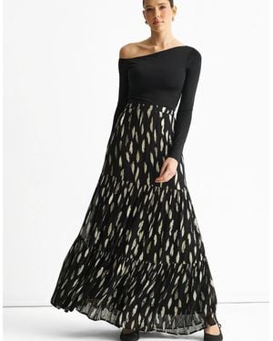 Gini London Clipped Jacquard Tiered Maxi Skirt - Black