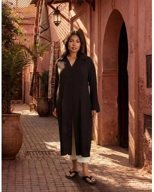 Live Unlimited London Split Front Crinkle Tunic - Black