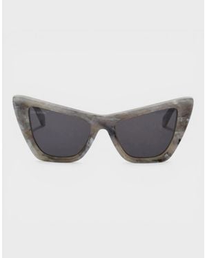 Off-White c/o Virgil Abloh Cat Eye Tinted Sunglasses - Grey