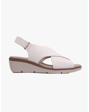 Fly London Nabi058Fly Sandals - White