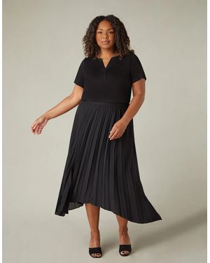Live Unlimited London Pleated Hanky Hem Skirt - Black