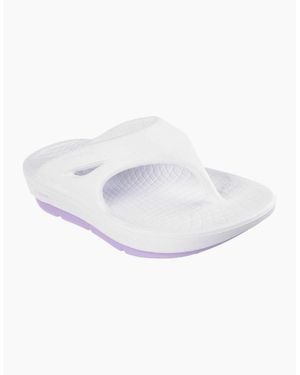 Skechers Go Walk Skechers /Ladies Go Walk Arch Fit Flat Sports Sandals - White