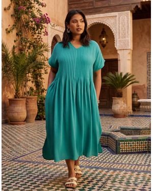 Live Unlimited London Petite Pleated Midi Dress - Blue
