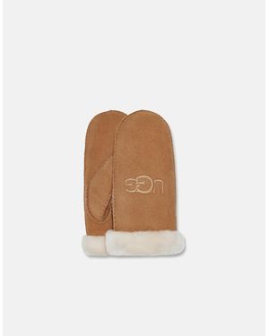 UGG Sheepskin Embroider Mitten - White