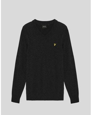 Lyle & Scott Lambswool Blend V-Neck Jumper - Black