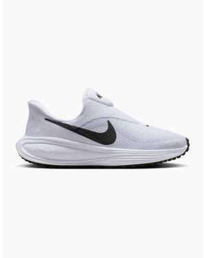 Nike Trainers - White
