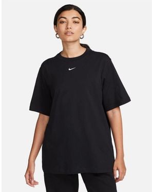 Nike Logo T Shirt - Black