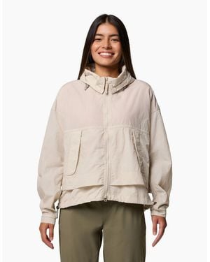 Columbia Paracutie Ii Windbreaker Jackets - Natural