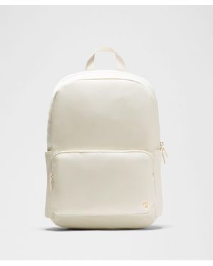 beige lululemon backpack 2-in-1 Convertible 21L Sweaty Gear Lululemon City Adventurer Backpack 20L