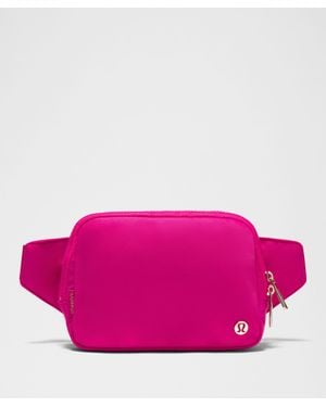 lululemon Everywhere Belt Bag Large With Long Strap 2L - Pink