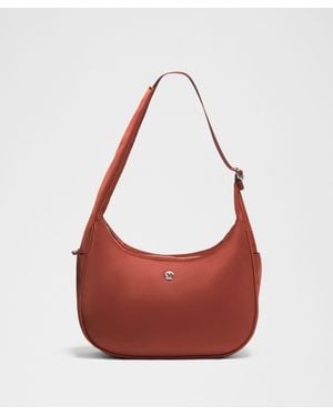 lululemon City Essentials Shoulder Bag 4L in Black | Lyst lululemon City Essentials Shoulder Bag 4L in Black | Lyst