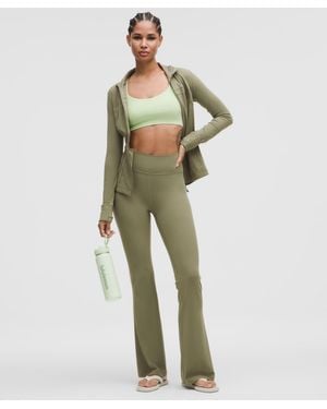 lululemon – Groove Nulu High-Rise Flared Pants Regular – – Size 4 - Green