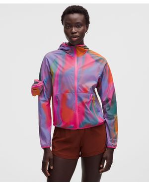 lululemon – Packable Trail Running Jacket – Color Printed – Size 14 - Red