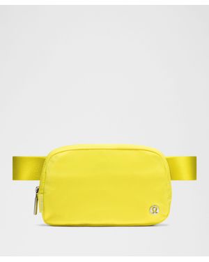 lululemon Everywhere Belt Bag With Long Strap 1L - Yellow