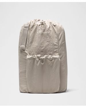 lululemon 2-In-1 Convertible Backpack 21L - Gray