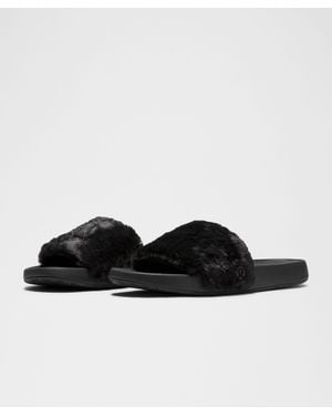 lululemon Restfeel Faux Fur Slide - Black