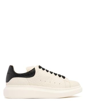 McQueen Sneakers in pelle bianca con tallone in pelle nera - Neutro
