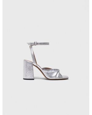 Maje Absatzsandalen Aus Metallicleder - Weiß