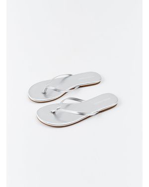 Melissa Odabash Leather Flip Flop - White