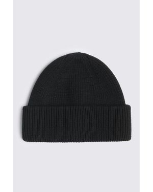Moss Fisherman Ribbed Beanie - Black