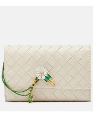 Bottega Veneta Andiamo Daisy Leather Shoulder Bag - Natural