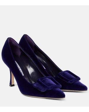 Manolo Blahnik Maysale 90 Velvet Court Shoes - Blue