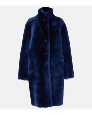 JOSEPH Mantel Britanny Aus Shearling - Blau