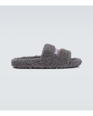 Balenciaga Pantoletten Political Campaign Furry - Grau