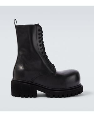 Balenciaga Stomper Leather Boots - Black