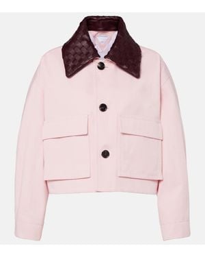 Bottega Veneta Cropped-Jacke Aus Baumwoll-Twill Mit Leder - Pink