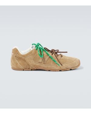 Miu Miu X New Balance Sneakers 530 SL aus Veloursleder - Grün