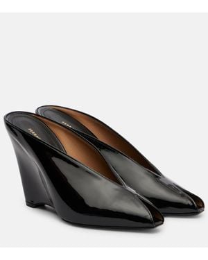 Ferragamo Alicia 95 Patent Leather Wedge Mules - Black