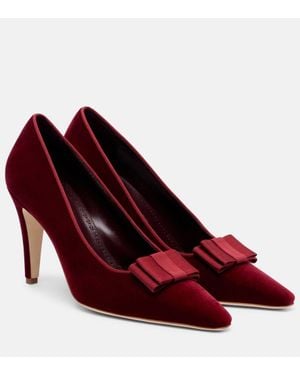 Manolo Blahnik Reador 90 Velvet Court Shoes - Red