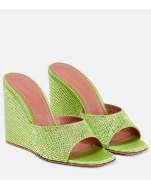 AMINA MUADDI Wedge-Pantoletten Lupita Aus Satin Mit Kristallen - Grün