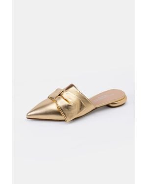 Bells & Becks Ana Pointy Toe Mule With Bow - White