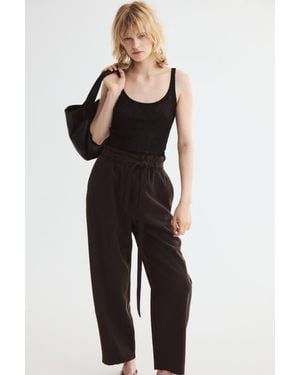 H&M Tie-Belt Barrel-Leg Pants - Black
