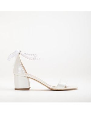 Forever & Always Shoes Illy Low Block Heel Sandals With Pearls - White