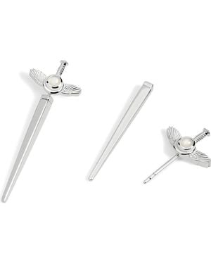 Awe Inspired Fluing Dagger Studs - White