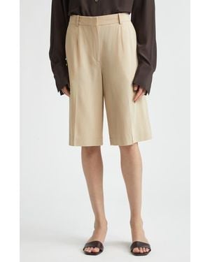 TOTEME Tailored Wide Leg Shorts - Natural